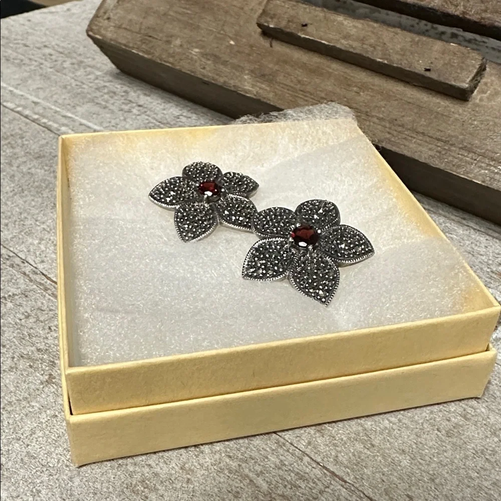 Judith Jack great shape Marcasite pave red garnet crystal rock gemstone earrings - Picture 9 of 10